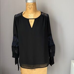 Octavia Black & Navy Lace Detail 3/4 Sleeve Women's Top - Small